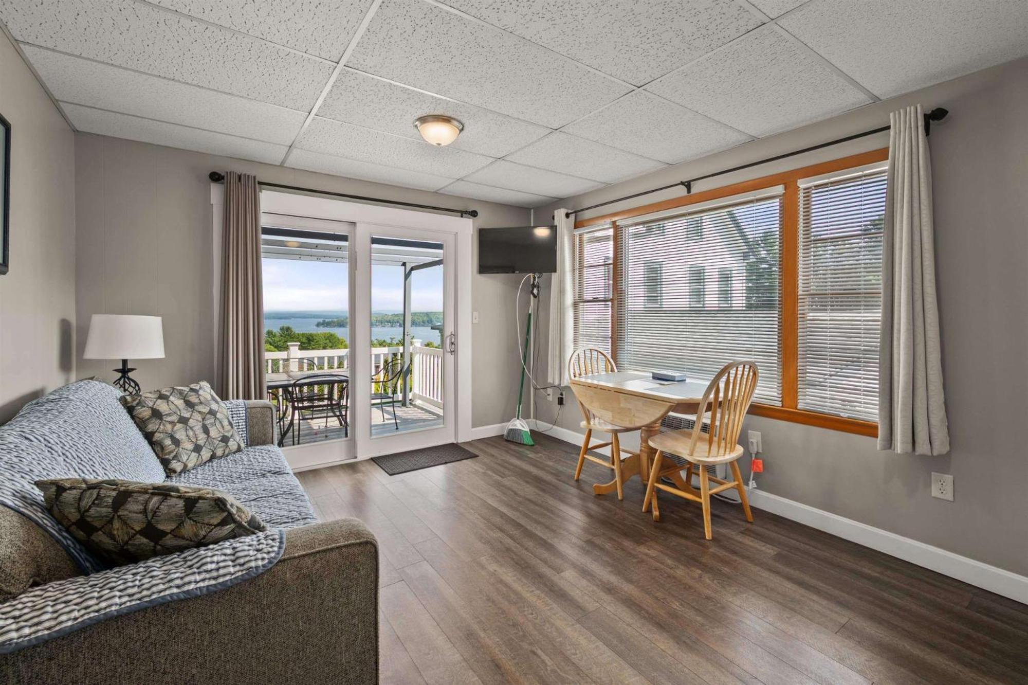 Hotel Grand View